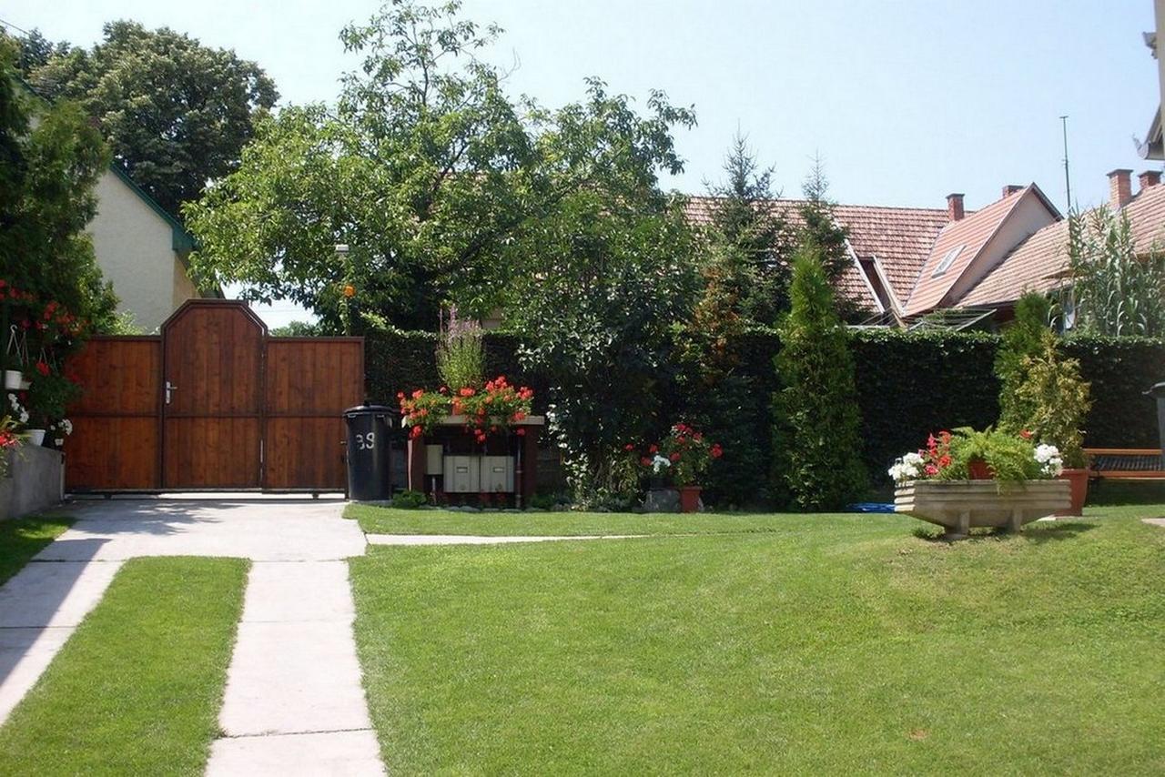 Lala Apartmanok Balatonboglár Екстериор снимка